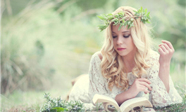 判答金牛座2025年11月运势