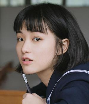 不擅社交，最怕出现在生人面前的星座女